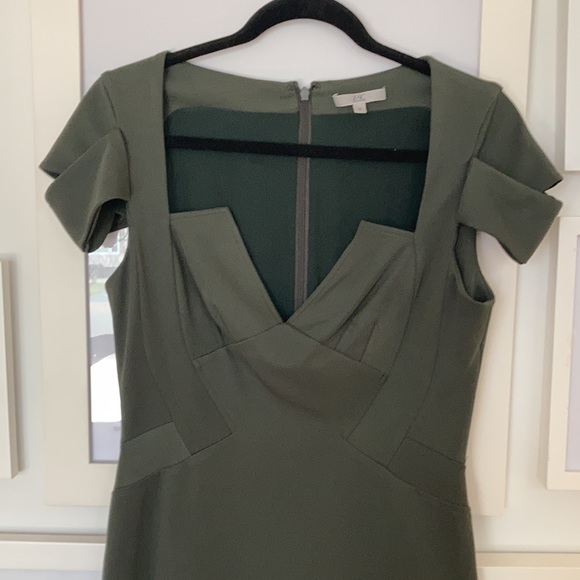 ZAC by ZAC POSEN Olive Fitted Dress With Notched Bust - Picture 2 of 6